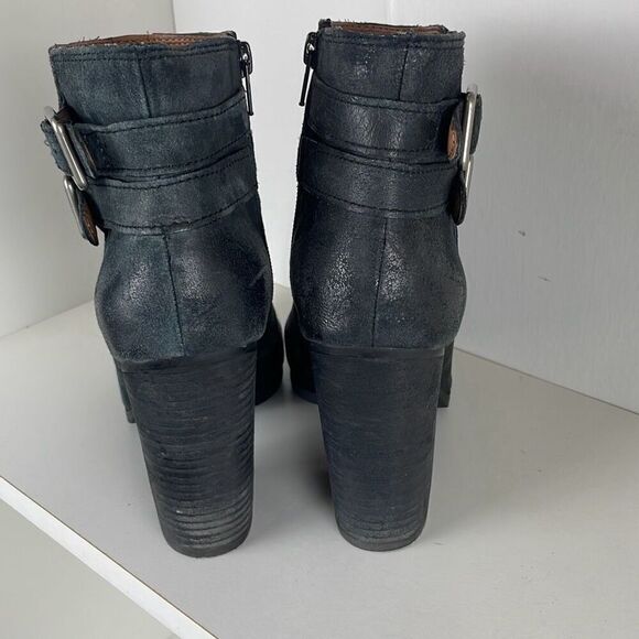 Lucky Brand Laureen Distressed Finish Nubuck Leather Ankle Boots 8.5 - Picture 4 of 12